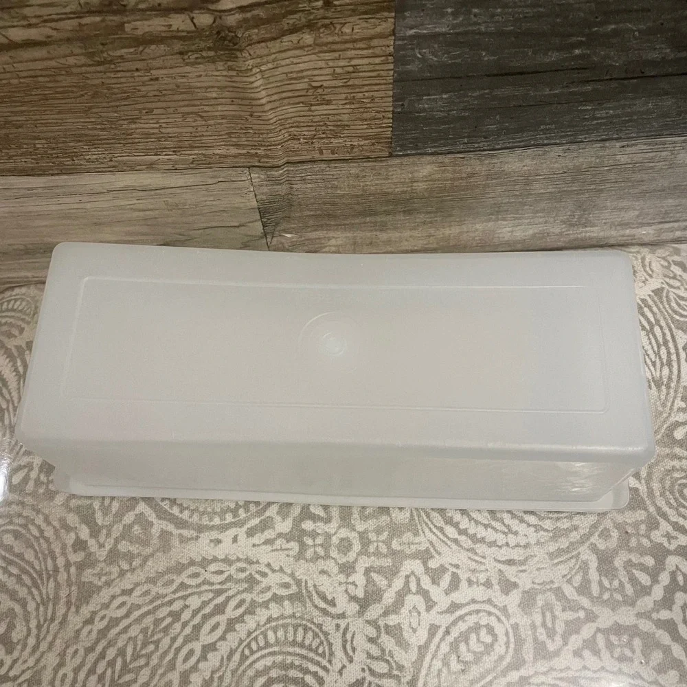 Vintage Tupperware Sheer White cheese Keeper Container with Lid 616-4